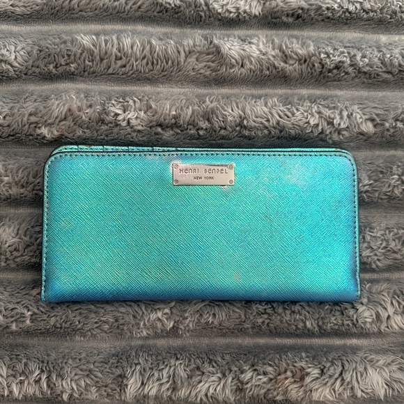 henri bendel Handbags - RARE ITEM. Henri Bendel Blue Petrol Wallet ✨